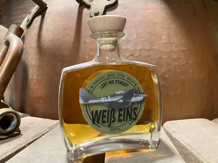 Weiß Eins