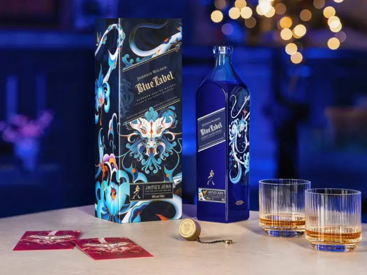 Johnnie Walker Blue Label bottle.