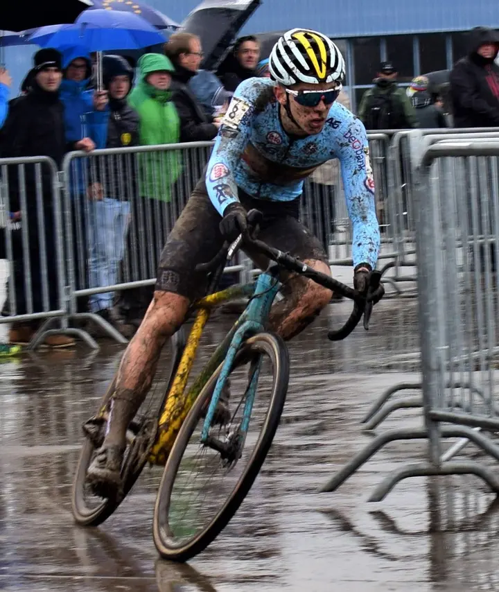 Thibau Nys in het veldrijden