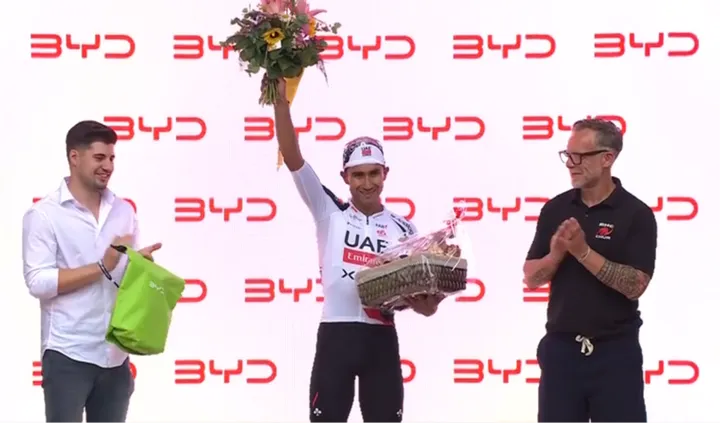 Jhonatan Narváez boekt opnieuw succes met een indrukwekkende zege in Etappe 3 van de Ronde van Zwitserland.