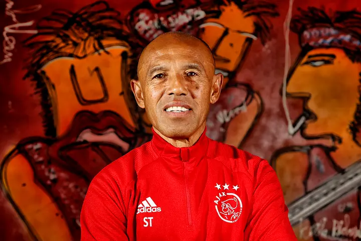 simon tahamata ajax