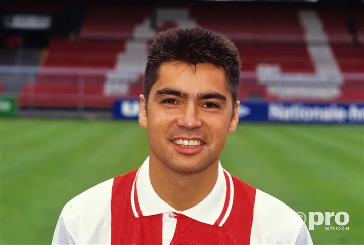 Sonny Silooy als speler van Ajax, de ploeg waarvoor hij, verdeeld over twee periodes, veertien seizoenen uitkwam in het eerste elftal.