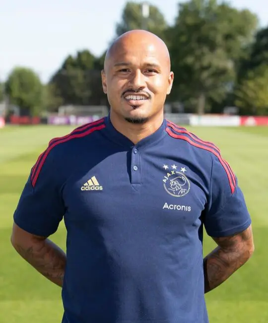 <i><b>Pascal Heije in het trainerstenue van Ajax.&nbsp;‘Het is nog steeds mijn wens om bij Ajax te werken, met al die talenten.'</b></i>