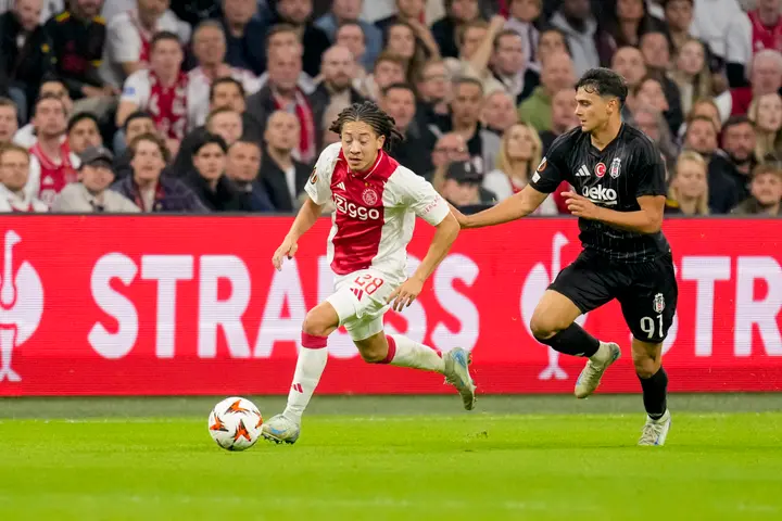 Hekimoglu kwam tegen Ajax in actie. De Amsterdammers lieten Besiktas totaal kansloos en wonnen met 4-0 in de Johan Cruijff ArenA.