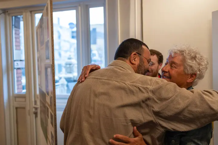 Een prachtige ontmoeting tussen Mohammed Nouri en David Endt, één van de schrijvers van het boek.