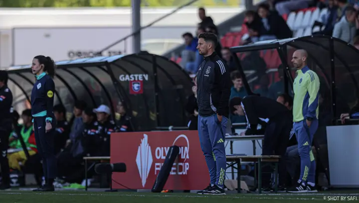 Nuijten mag zich verheugen op Youth League-voetbal met Ajax O19.