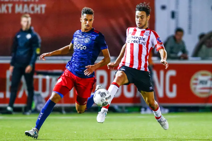 Boultam werd kampioen met Jong Ajax. Hij speelde in totaal vijf wedstrijden voor de ploeg.