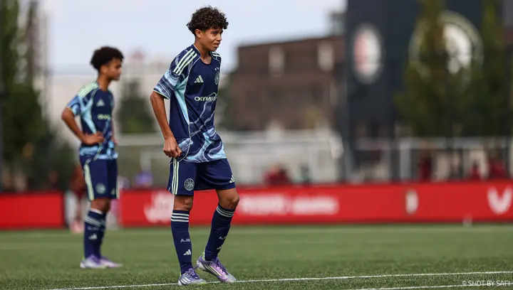 Chris Tujeehut Feyenoord O15 Ajax O15