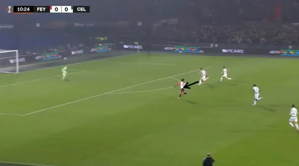 Valente-vs-Celtic-3