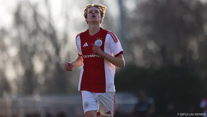 Miles Aalbersberg Ajax O16