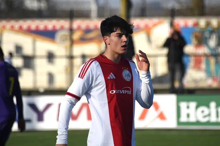 Eloi-Gomez-Ajax-jeugd