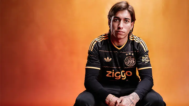 Ajax Showtime Maher Carrizo Uitshirt Ajax
