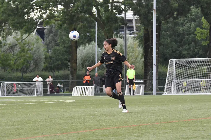 River Gezer Ajax O17