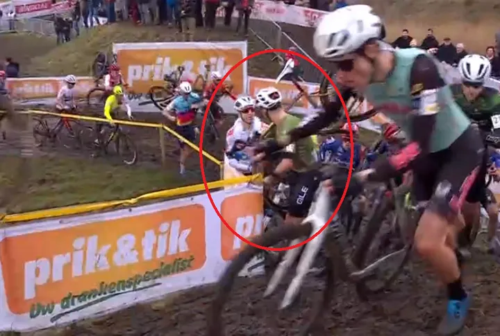 Vanthourenhout (left) also tangled with Kamp (right) in the previous cross country season