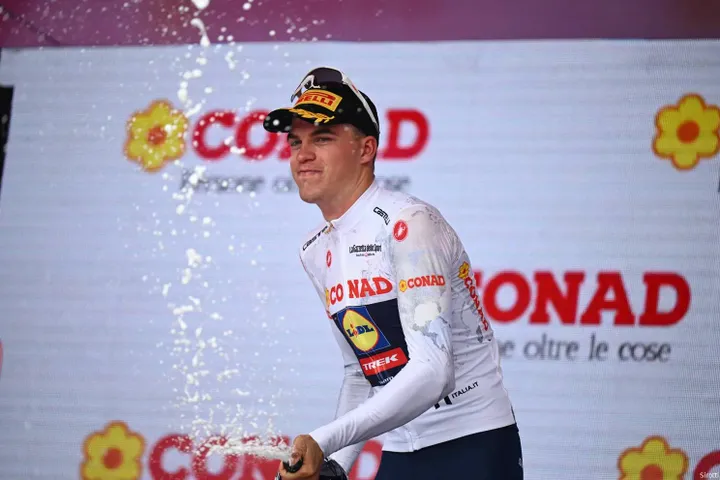 Mathias Vacek as leader of the youth classification