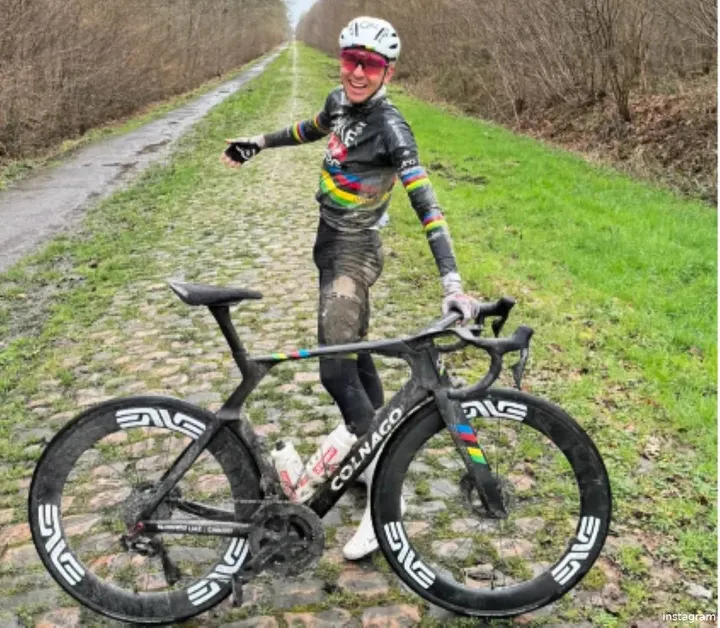 tadej-pogacar-parijs-roubaix-69b27fd15e168