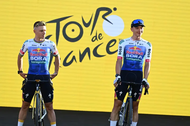remco-evenepoel-florian-lipowitz