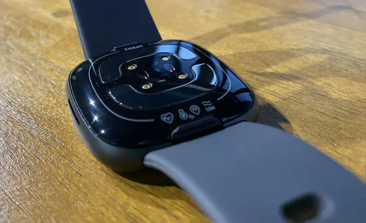 09102022 fitbit sense review 04f1665323755