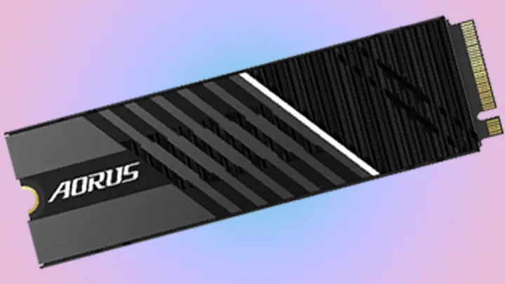 gigabyte aorus gen4 7000s met heatsinkf1631201338