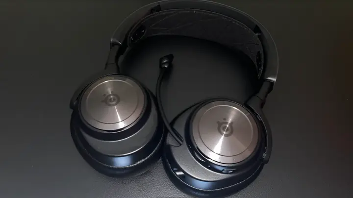steelseries arctis nova pro 5f1654511892