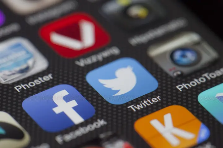 twitter smartphonef1688370367