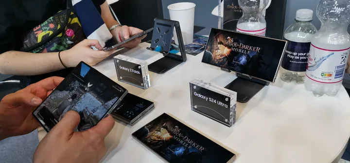 Dark and Darker MOBILE Game On.
