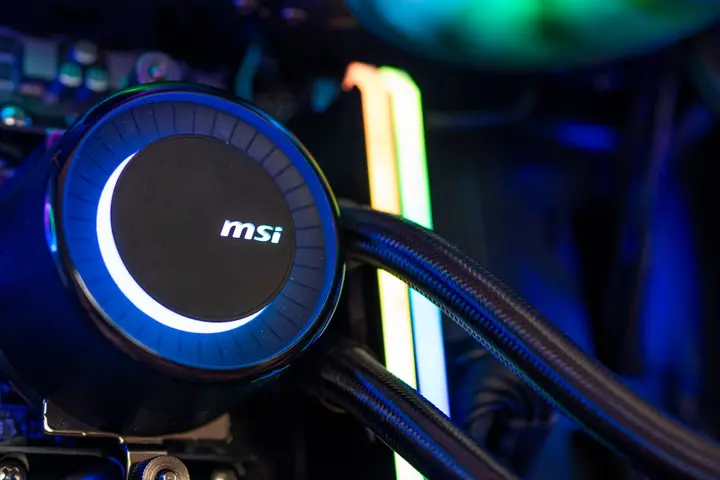 MSI Ik Hoor Je PC-11