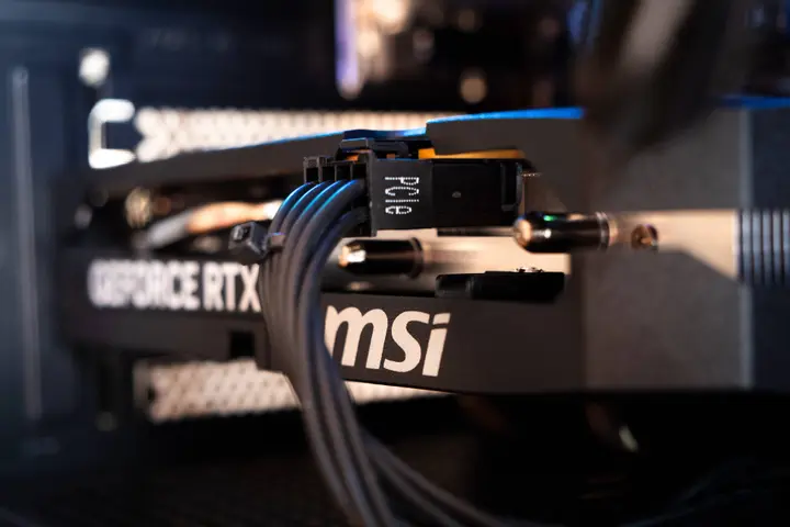 MSI Ik Hoor Je PC-25