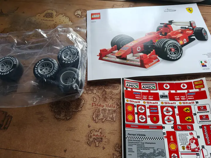 Ferrari F2004 LEGO Review Pic3