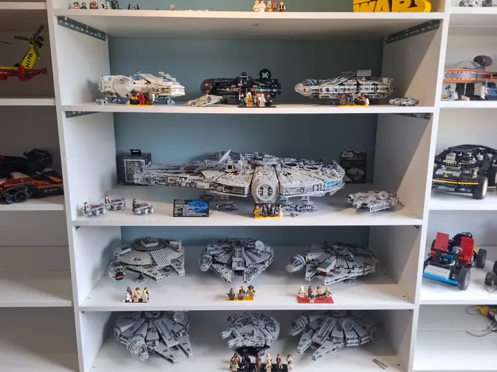 LEGO Star Wars Millenium Falcons