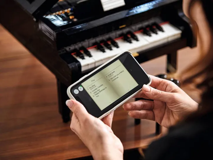 lego piano