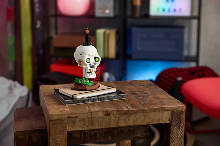 LEOG skull Candle